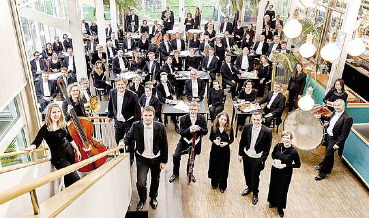 Bremer Philharmoniker Orchesterbild im Foyer Besetzung 2019 