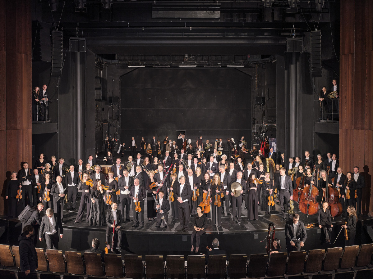 Bremer Philharmoniker Besezung 2021/2022 auf der Bühne