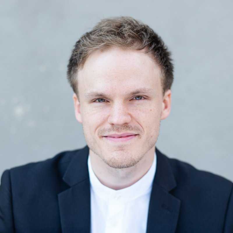 4 Downey DearFrank Bloedhorn Finn