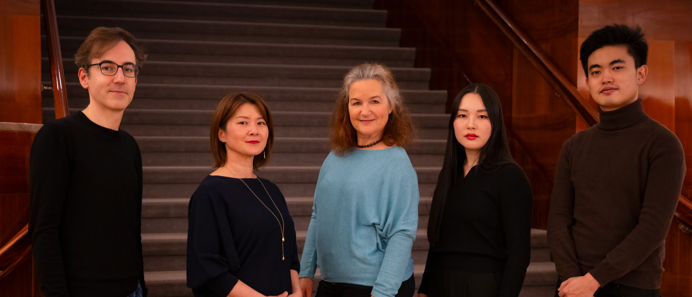 Benjamin Stiehl, Manami Ishitani­-Stiehl, Anette Behr-König, Hayaka Komatsu, Haozhe Song (vlnr)